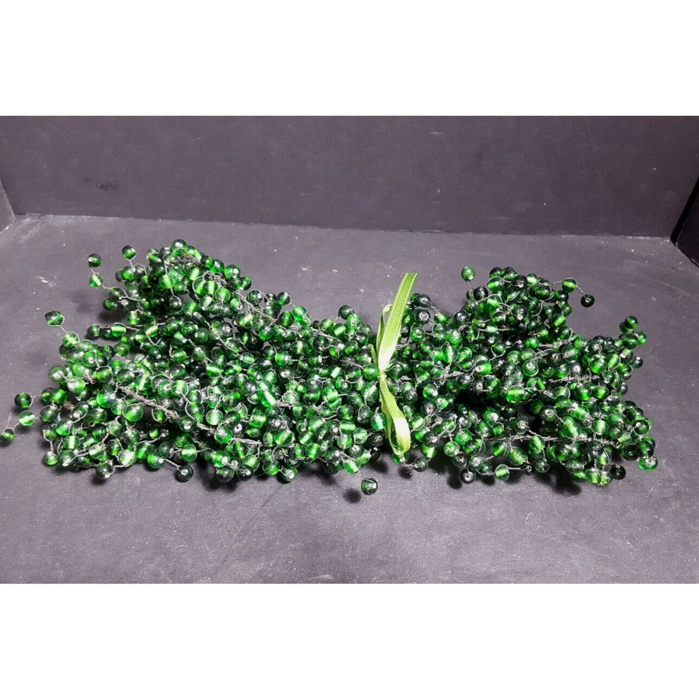 pottery barn green pepperberry garland 5ft